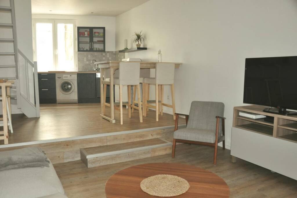 Duplex Avec Belle Terasse Au Centre De Bayonne Lägenhet Exteriör bild